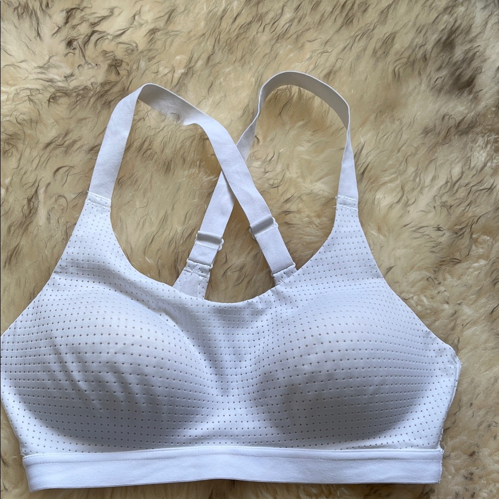 Victoria’s Secret light weight sports bralette 34C